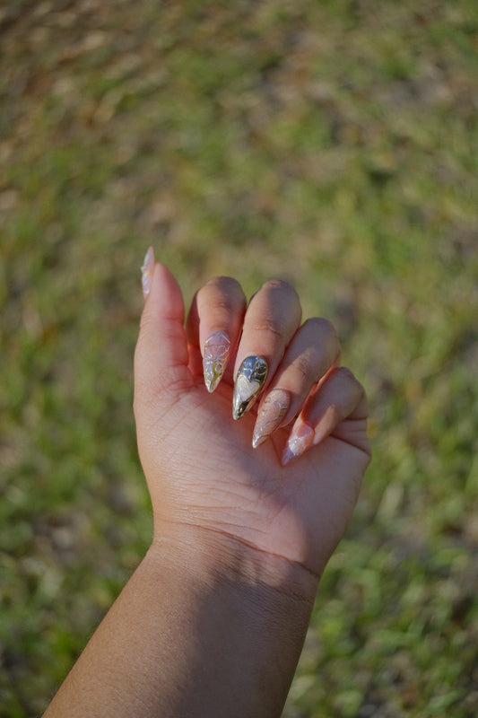 'Garden Party' Spelled Press-On Nails for Beauty and Allure
